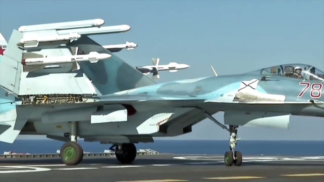 Russian carrier 'Admiral Kuznetsov' takes part in strikes on terrorists in Syria – MoD-ecTbYTCO9X8