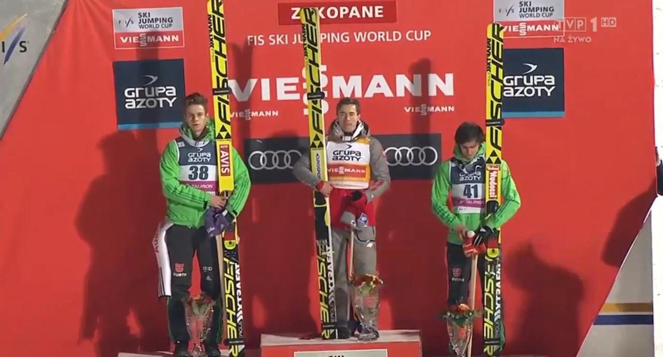 Wspaniale odśpiewany Hymn Polski przez 50 tys. kibiców Kamil Stoch Zakopane