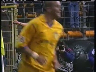 21.02.2001 - 2000-2001 UEFA Champions League 2nd Group Round Group D Matchday 4 Anderlecht 1-4 Leeds United