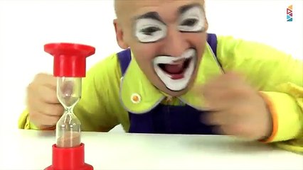 Funny Video for children. Clowns for kids. Making toy animals grow. Смешное видео для детей.