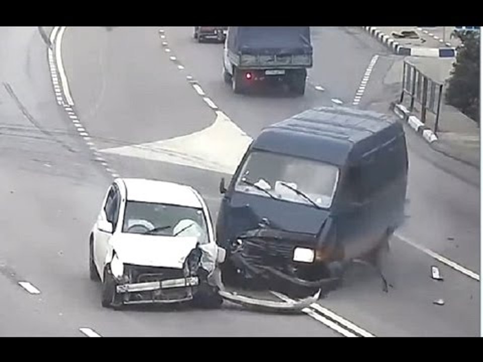Russian Car crash compilation October part 4