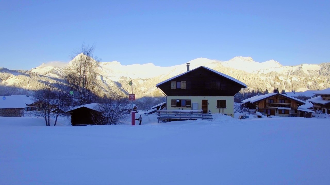 Crest Voland 2017 v2