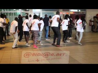 flash Mob de Magic System à l `aéroport FHB