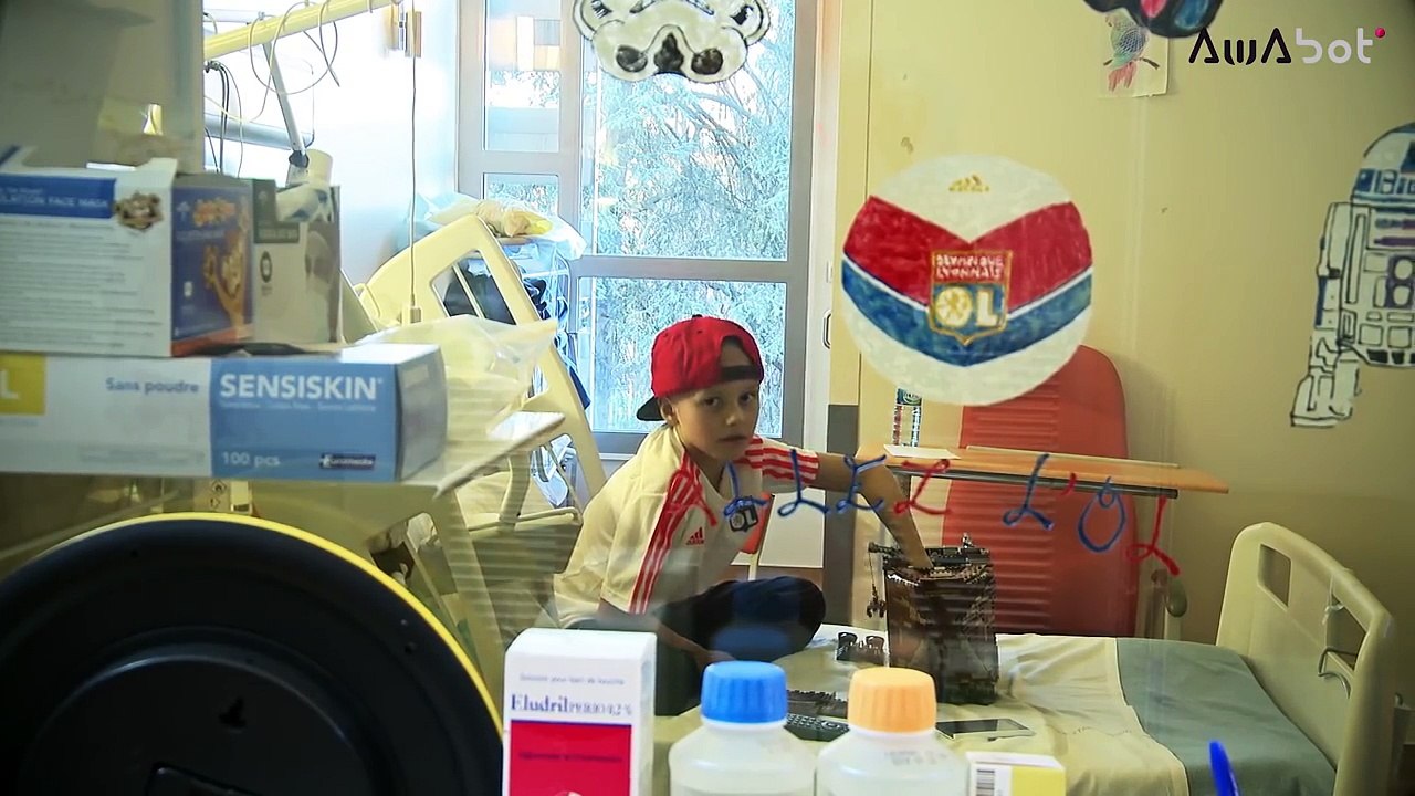 Un Robot téléguidé permet aux enfants hospitalisés de suivre les joueurs lyonnais