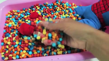 PREGNANT FROZEN ELSA BECOMES MERMAID ! w/ Spiderman & Ariel ! Superhero Fun in Real Life