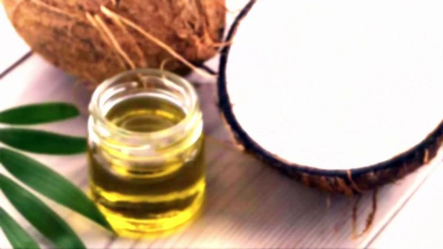 How to use Coconut Oil in Your Hair to Stop It from Going Gray, Thinning or Falling Out