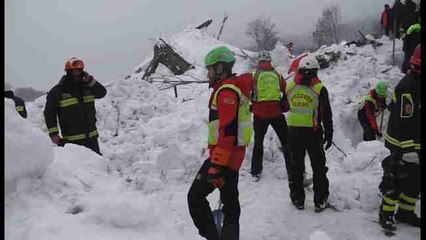 Encontrado un sexto cadáver en el hotel sepultado por un alud en Italia