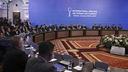 Делегації сирійської опозиції та уряду Ассада сіли за стіл перемовин в Астані