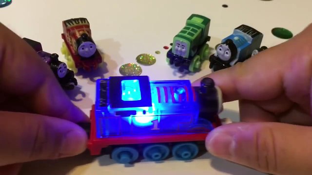 Spooky Thomas & Friends Light Up Racer thomas train Glow Racers Minis Glow in Dark Spooktacular