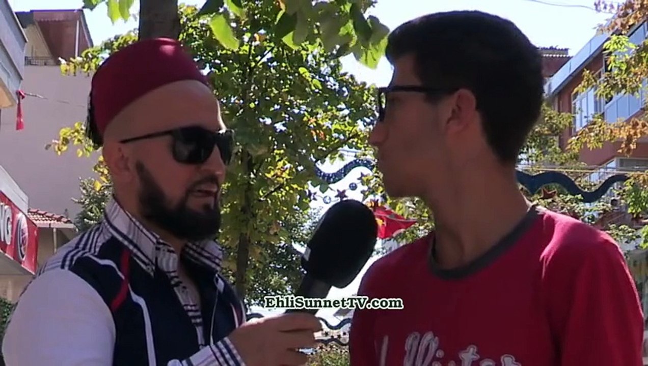 EY KAFİR HOCALAR EY KAFİR ŞEYHLER EY KAFİR İMAMLAR BU TÜRK KÜRT HALKIMI MÜSLÜMAN TÜRKİYENİN TAMAMI ASLİ KAFİRDİR