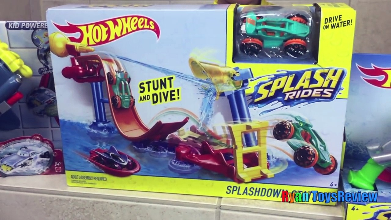 hot wheels splash rides splashdown station playset