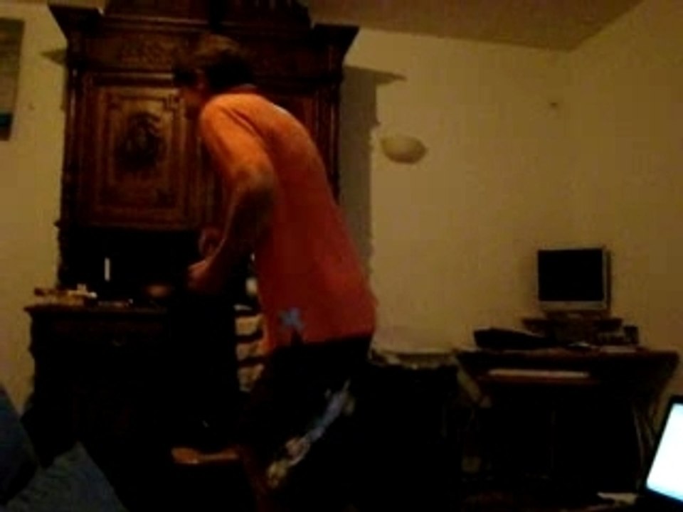 Ptite danse improvisée chez Ju