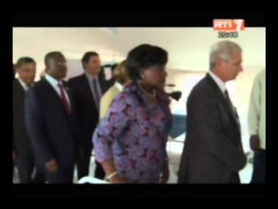 RTI - La France fait un don de 850 millions de franc CFA pour appuyer la Côte d`Ivoire
