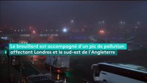 Un épais brouillard recouvre Londres et perturbe les aéroports