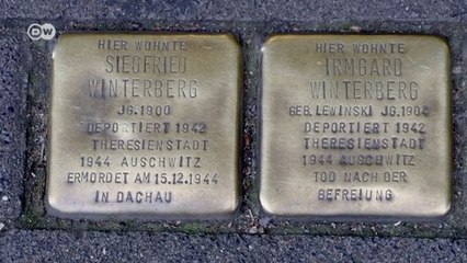 Blocos de calçada dão lugar à memória das vítimas do Holocausto