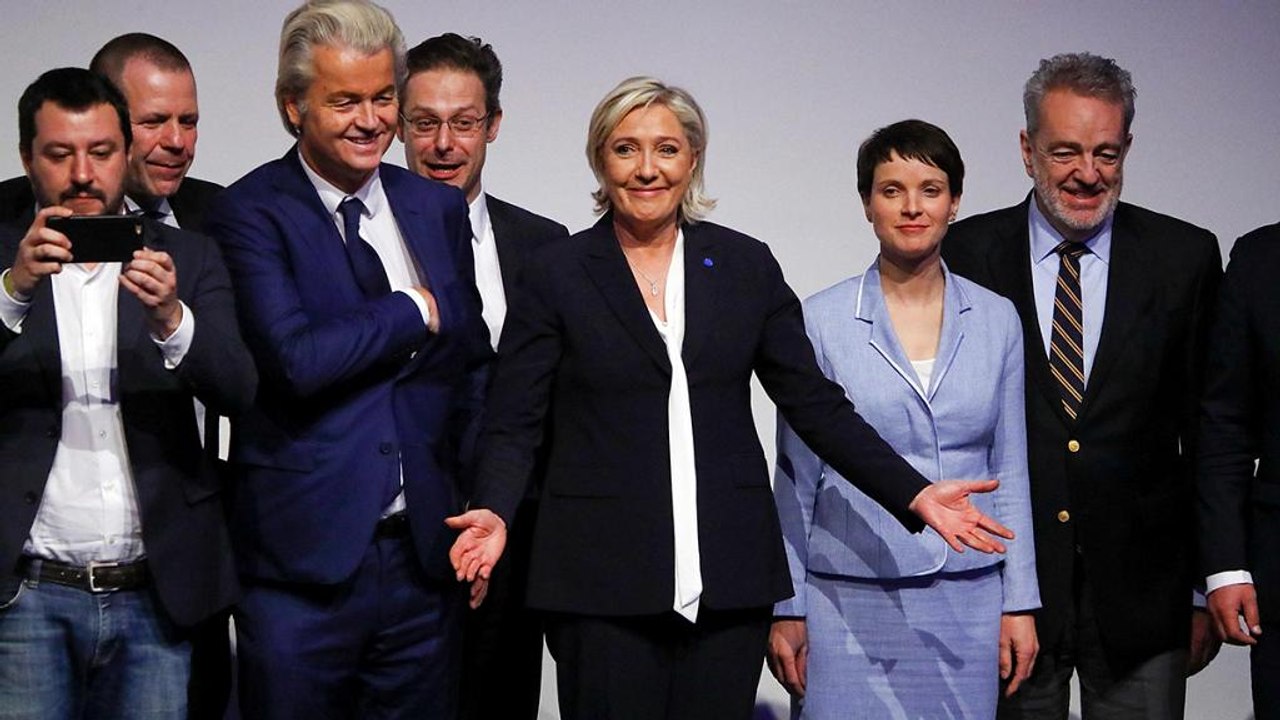 Rummel um Rechtspopulisten: Le Pen, Petry und Wilders in Koblenz