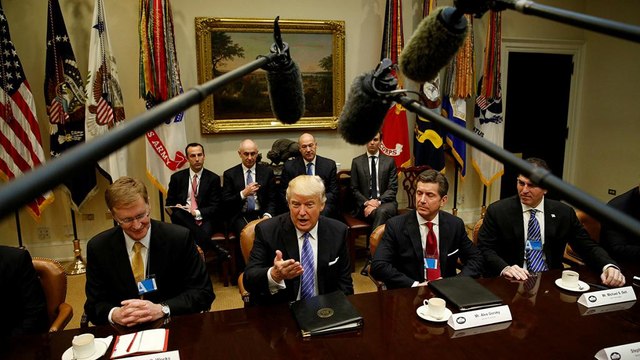 Donald Trump vows to ''massively'' cut regulations and taxes