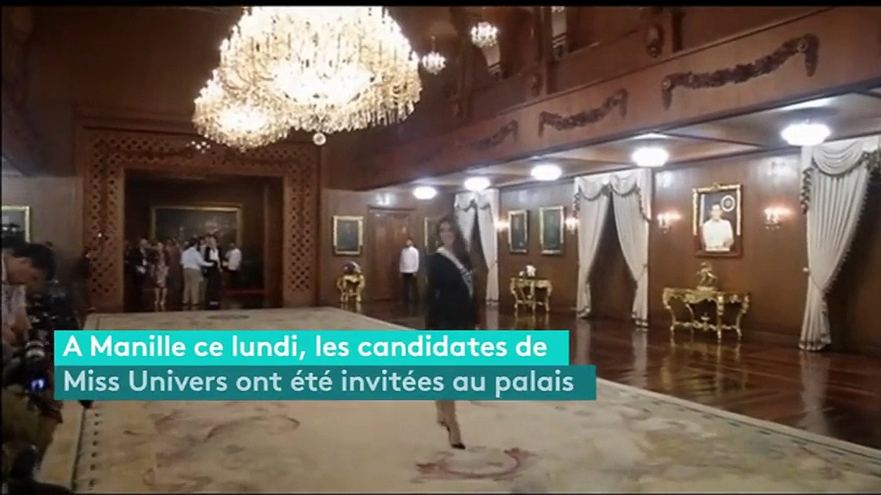 Philippines : le controversé président Rodrigo Duterte reçoit les 80 candidates de Miss Univers