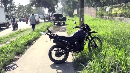 Pareja de motociclistas sufre accidente