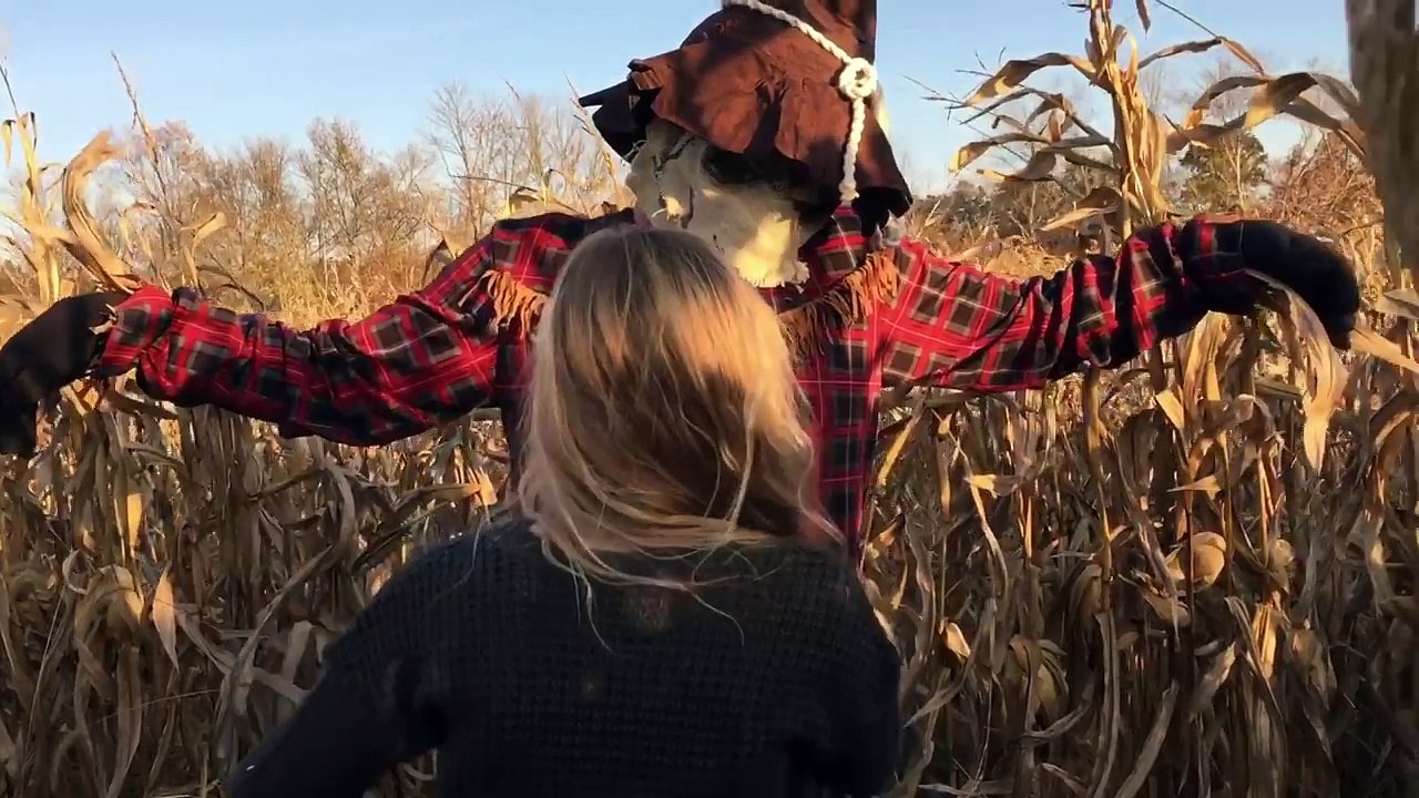 The legend of the killer scarecrow with Princess Ella and friend Madison