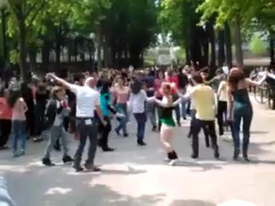 Flash mon rock a la pepiniere les festivites renaissance debutent sous le...