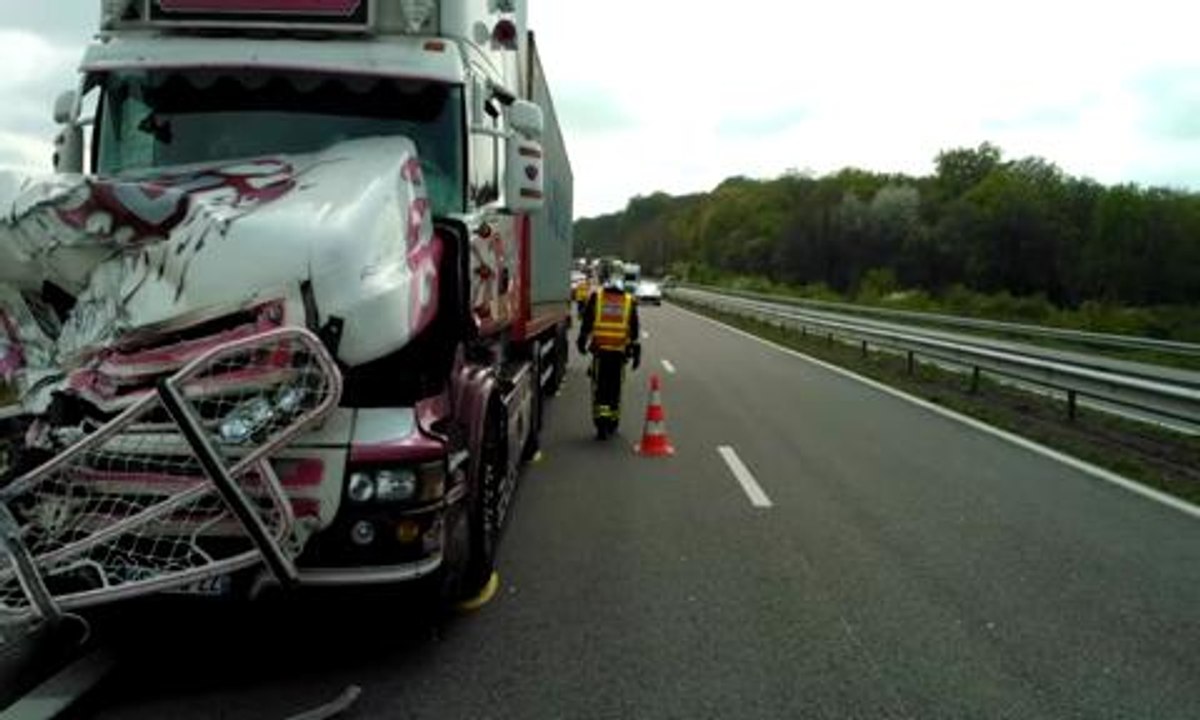 Accident RN57 entre 3...