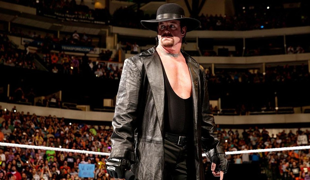 Greatest WrestleMania Entrances - WWE Top 10