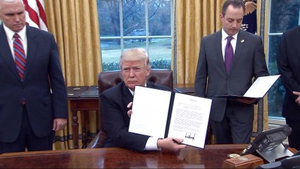 Trump withdraws US from TPP deal