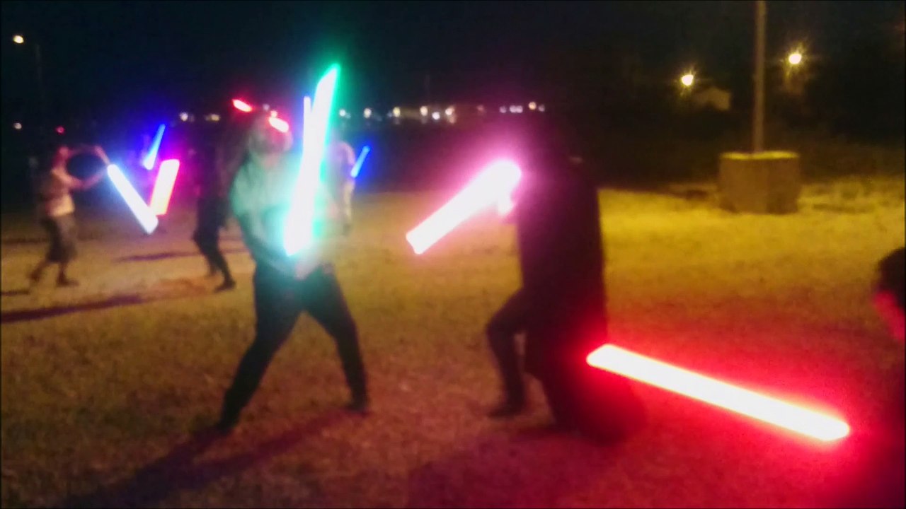 Episode III - LE RETOUR DE DARTH FENCER ( sabre laser )
