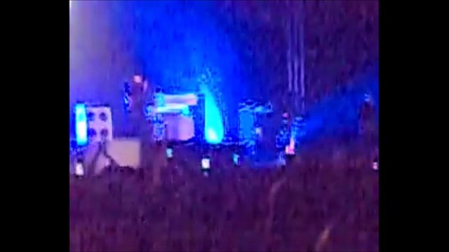 Muse - Take a Bow, Newcastle Metro Radio Arena, 11/19/2006