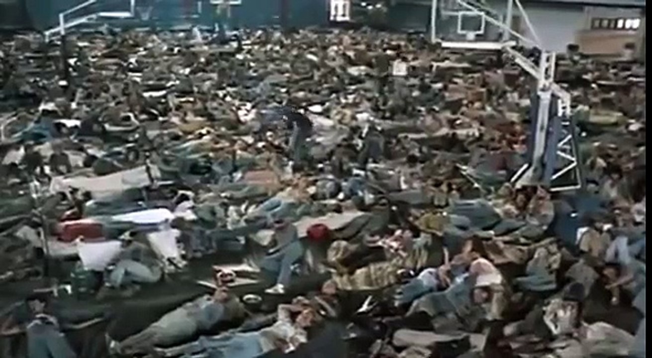 Jason Robards / John Lithgow / Steve Guttenberg / Jobeth Williams (The Day After - 1983) part 3/3