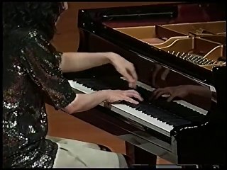 Schubert: Impromptu D935 - 1 & D899 - 3 / Mitsuko Uchida (1997 Movie Live)