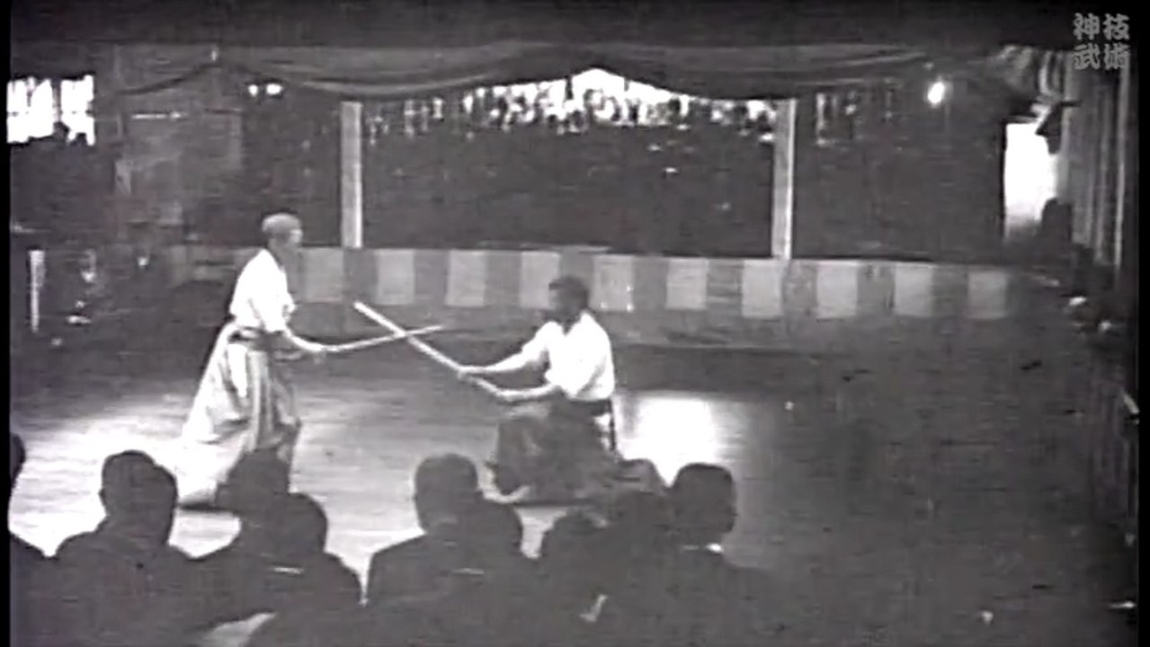 [速度調整済] 宮中済寧館武道大会 2 香取神道流 林弥左衛門 本宮虎之助 Katori Shinto Ryu [The original playback speed]