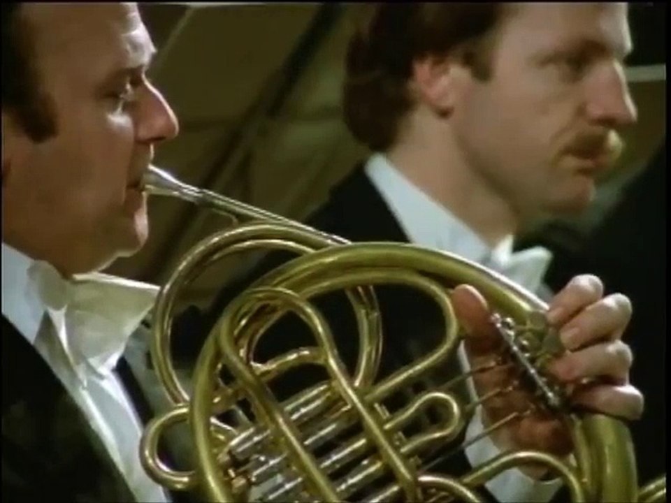 Beethoven: Symphony No.3 "Eroica" 【with commentary】 / Bernstein Wiener Phil (1978 Movie Live) part 1/2