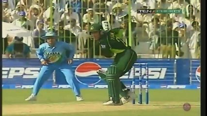 India vs Pakistan 3rd ODI 2004 (PESHAWAR)*EXTENDED HIGHLIGHTS* part 2/2