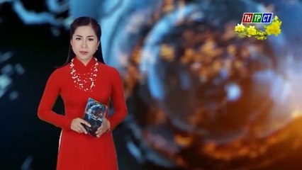 Bình Dương_ Mua hoa giảm giá tối 30 tết, nhiều dư luận trái chiều