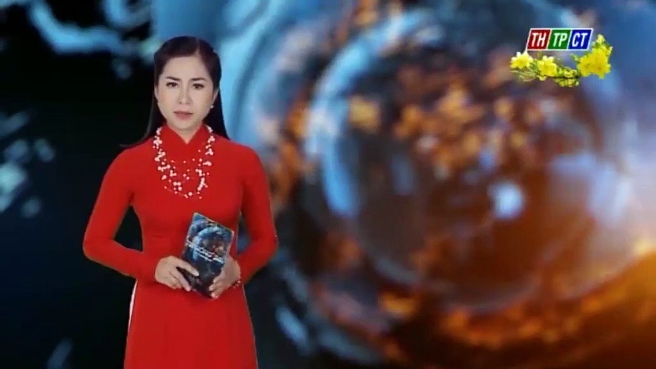 Bình Dương_ Mua hoa giảm giá tối 30 tết, nhiều dư luận trái chiều