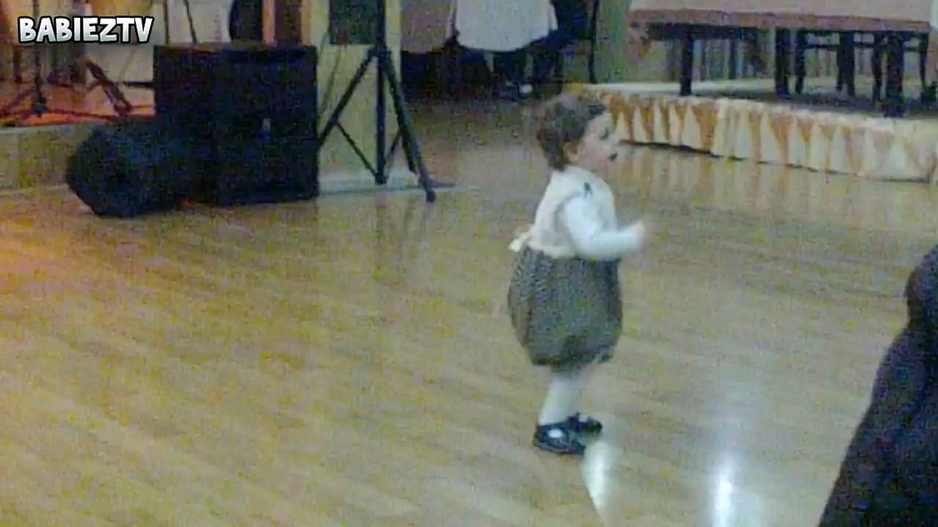 ⁣Funny Babies Dancing and Listening Music Compilation 2016 [NEW VIDEOS of 2016]