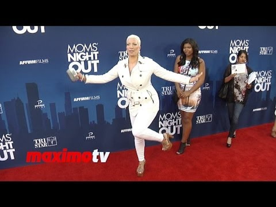 Rebecca Crews & Tera Crews "Moms' Night Out" Premiere | The Family Crews