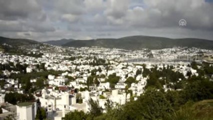 Bodrum'un "Kireç Kokulu" Evleri Ziyaretçilerini Bekliyor