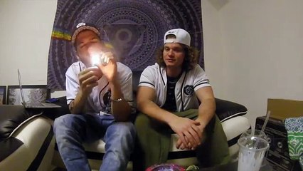 SMOKE WEED EVERYDAY educated smoke sesh