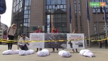 Scène de crime sous les fenêtres de la Comission européenne : ces marques de vêtements qui ne sont toujours pas transparentes