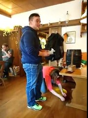 Quand l'ouverture d'un fût de bière vire à la catastrophe