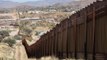 Trump ramps up pressure on Democrats over border wall funding