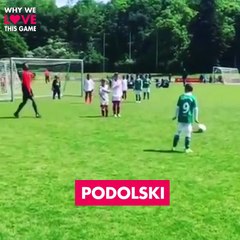 Like father like son! ⚽