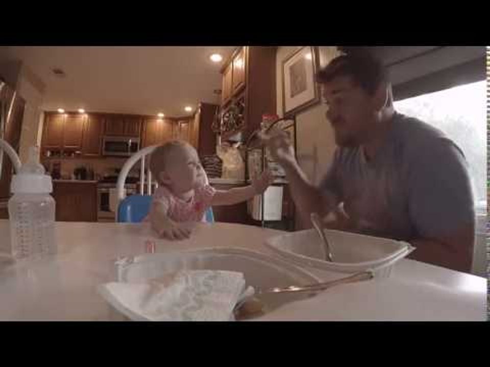 Dad Uses Sign Language to Teach His Daughter 'If You're Happy and You Know It'