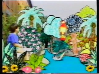 Sesame Street - Featuring The Letters G & R & Number 18