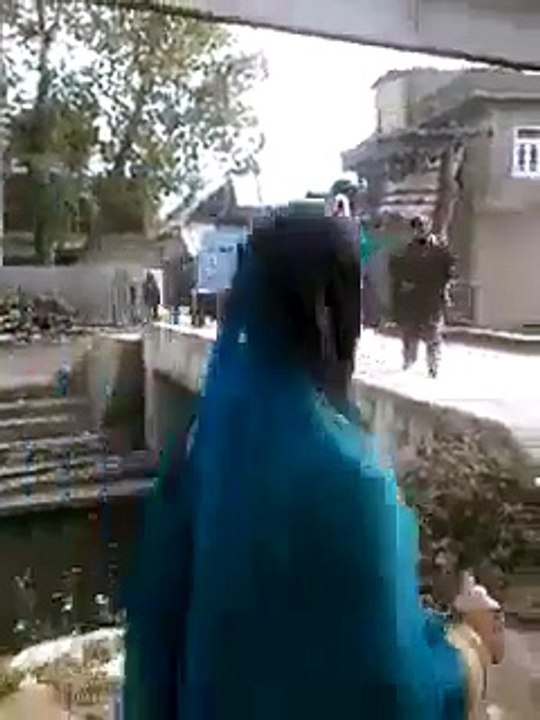 video coming from Kashmir shows ladies among the stone pelters