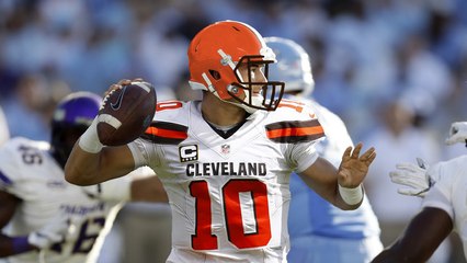 Five facts: North Carolina QB Mitchell Trubisky