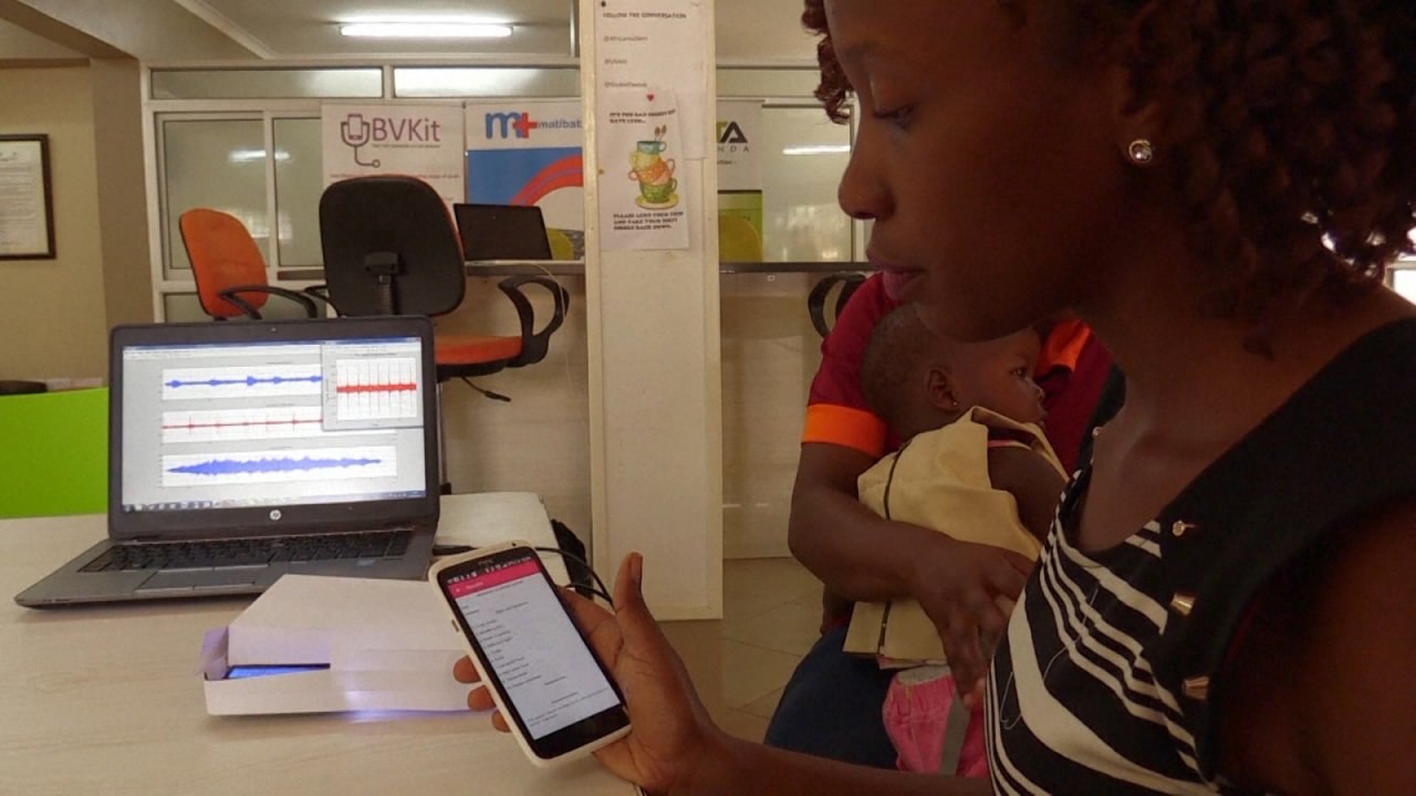 Ugandans invent smart jacket to diagnose pneumonia